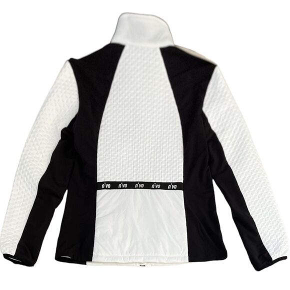 NEW NVO Women’s Golf Top UPF40+ Mikaela Jacket White Size S/P Full Zip Stretch - Picture 2 of 10